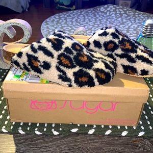 Leopard Sherpa Clogs